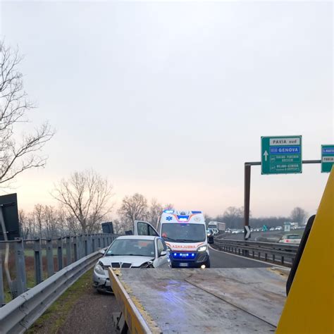 tangenziale pavia incidente oggi